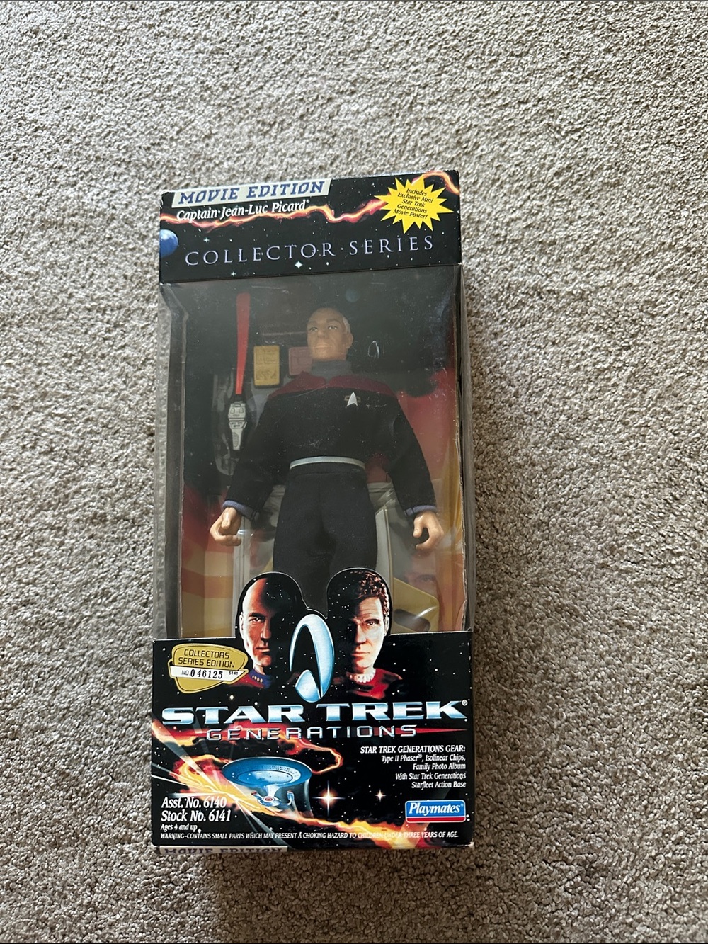 Playmates  1994 Star Trek Generations Captain Picard Action Figure - Black & Red